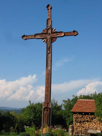 img 2213v