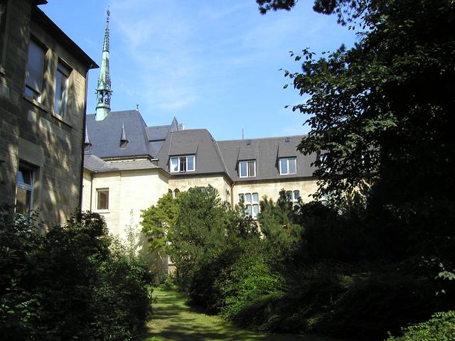 p7305821